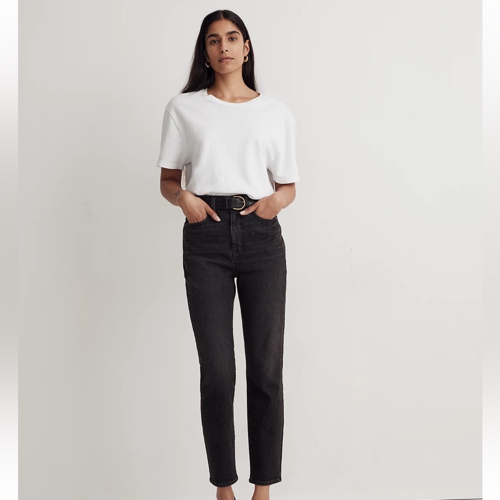 sold NWT Madewell Mom Jean